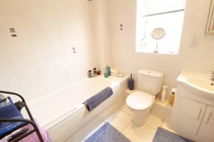 Bathroom/WC- click for photo gallery